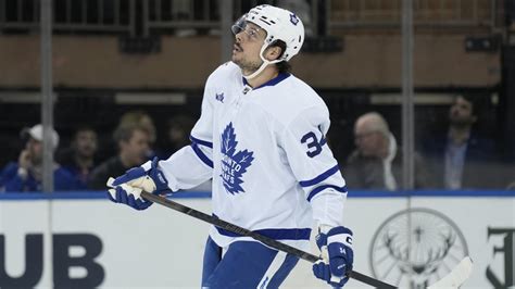Matthews stays hot as Maple Leafs overpower Rangers with 7-3 win